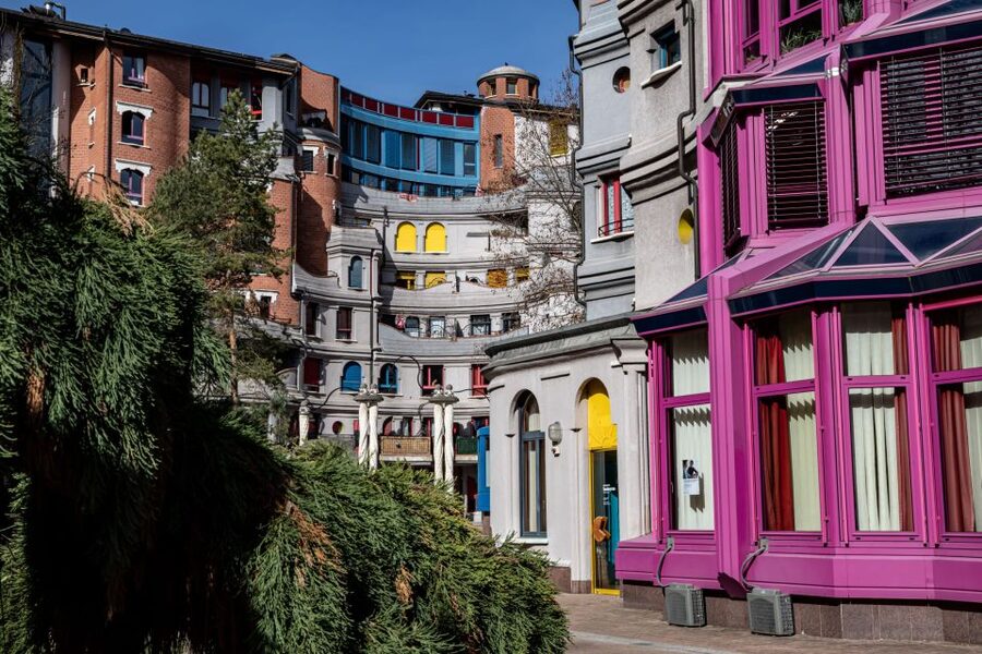 Geneva: Insta-Perfect Walk with a Local - Key highlights you can count on