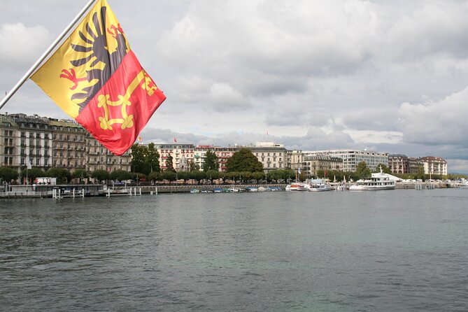 Geneva: Private Walking Tour with a Local Guide - Key things to know before you go