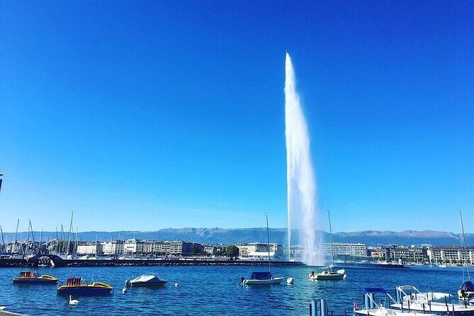 Geneva: Sightseeing of top Places Tour Electric TukTuk 1H15 tour - Why Geneva works so well in an electric tuk tuk
