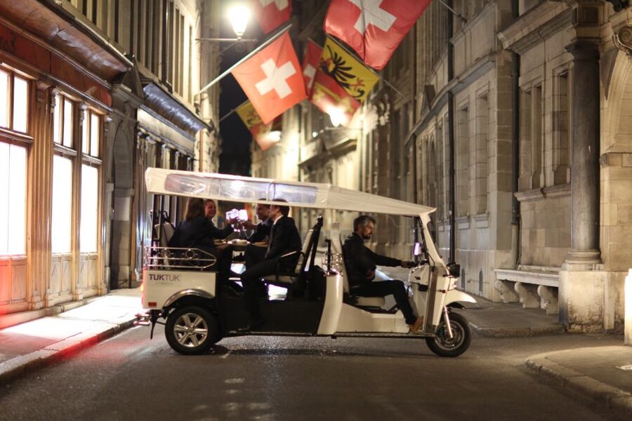 Geneva: tour with fondue and wine in TukTuk - Photo stops that pay off: two rivers and a view you can frame