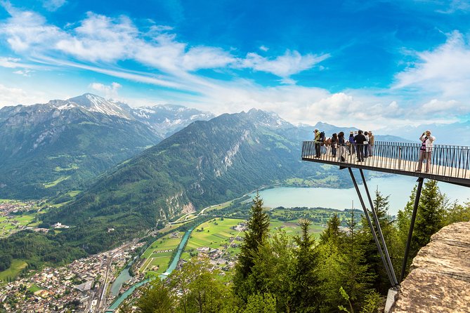 Grindelwald and interlaken (Private Tour) - Your Zurich pickup and how the 12-hour day can feel
