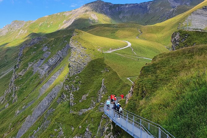 Grindelwald First (Top of Adventure) Ticket incl. Cliff Walk - Stop 2: First Cliff Walk by Tissot and the 20-minute cliffside experience