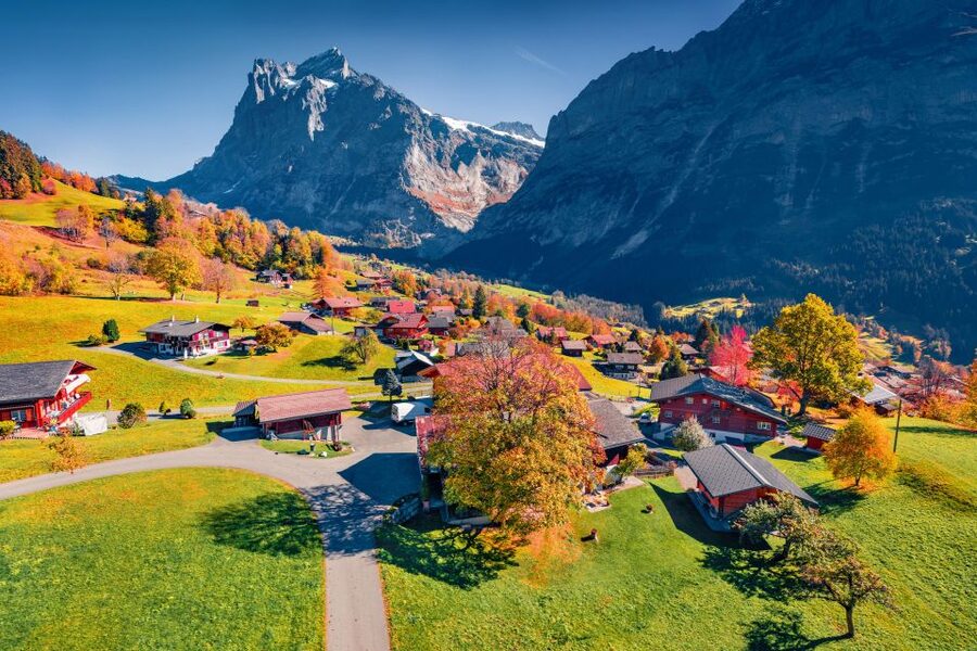 Grindelwald -Scheidegg-Lauterbrunnen Small Group Day Trip - Kleine Scheidegg by Wengernalp Cogwheel Railway