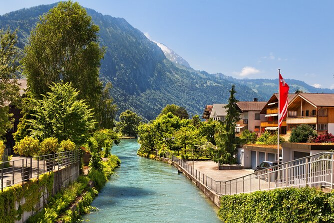 Guided Excursion to Jungfraujoch, Grindelwald and Lauterbrunnen from Lucerne - The descent through Kleine Scheidegg and the Lauterbrunnen valley