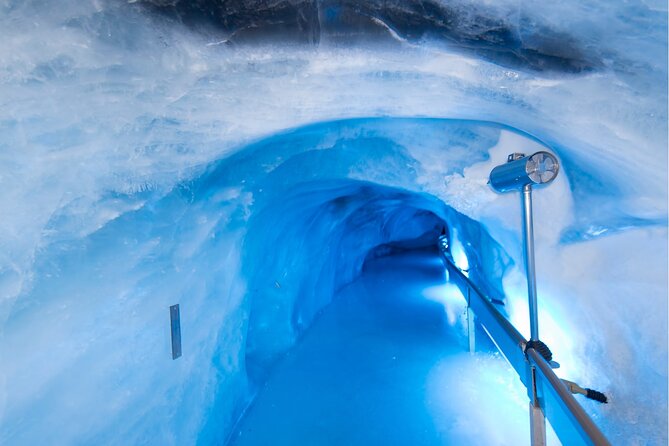 Guided Excursion to Mount Titlis Eternal Snow and Glacier from Lucerne - Once You’re on the Mountain: Navigating Crowds Without Stress