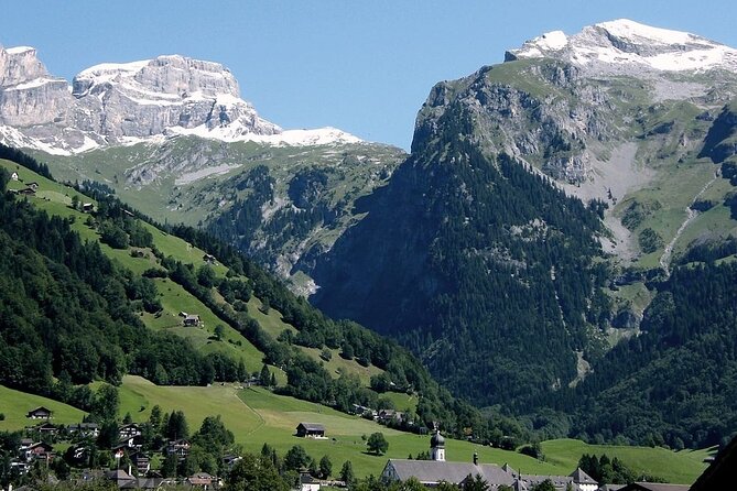 Heart of the Alps Private Hiking Tour from Lucerne - Stauber Waterfall, Cow Bells, and the Uri Bull’s Head Legend
