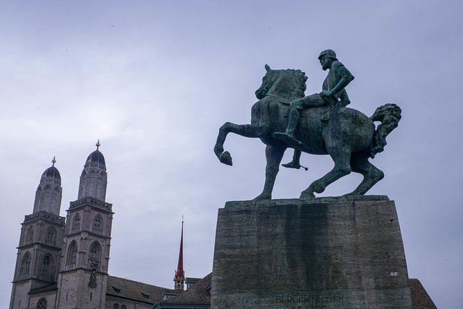 Heidiland and Liechtenstein Tour from Zurich - Timing and days of week: why Vaduz can feel early or late