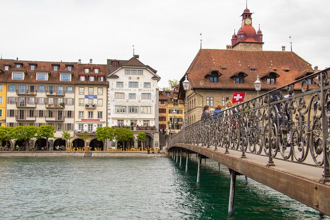 Historic Lucerne: Exclusive Private Tour with a Local - Where you start at Landungsbrücke and end at Hofkirche