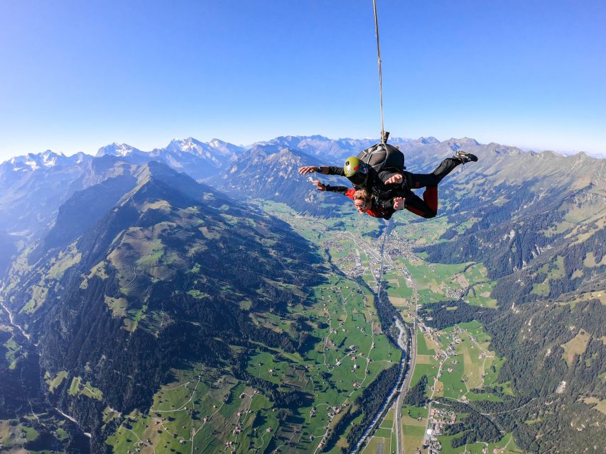 Interlaken: Airplane Skydiving over the Swiss Alps - Getting there from Interlaken to the Reichenbach drop zone (and what to plan)