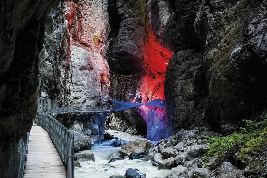 Interlaken: Canyon Swing in Grindelwald - Weather and Wind: The Real Scheduling Enemy