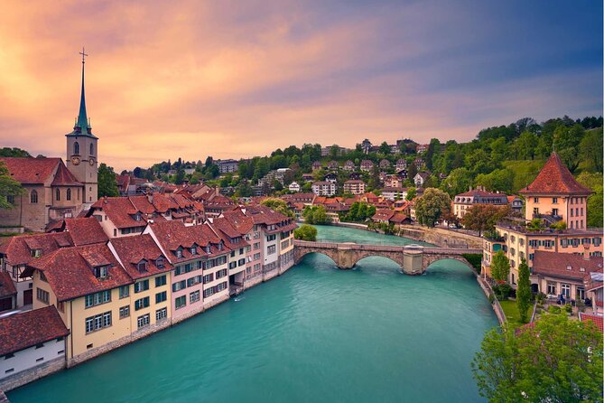 Interlaken: Private Car Tour to Swiss Villages, Capital & Castles - Lauterbrunnen and the waterfalls: Staubbach and Trummelbach time