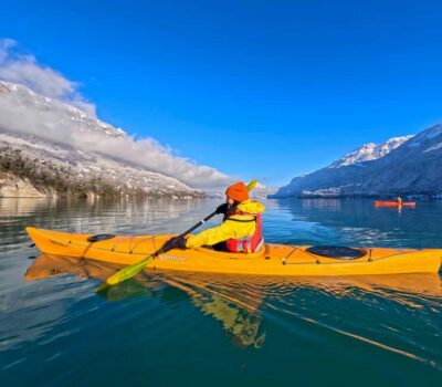 Small-Group Winter Kayak Tour on Lake Brienz