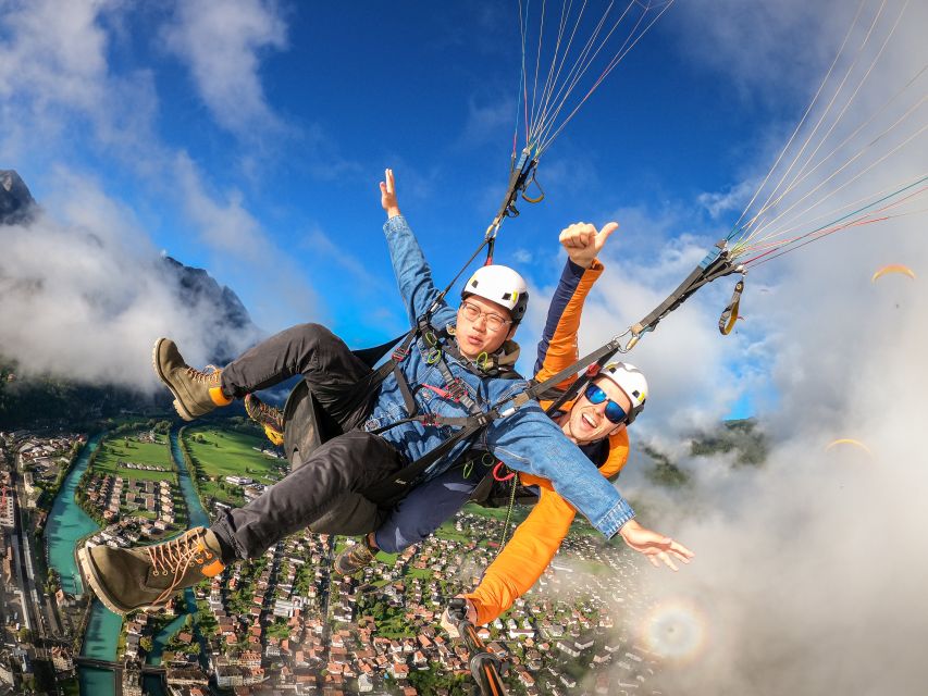 Interlaken: Tandem Paragliding Flight with Pilot - Up in the air: what the flight actually feels like