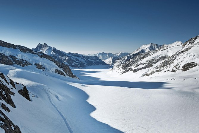 Jungfraujoch: Top of Europe Day Trip from Zurich - Guides and group experience: why names keep showing up