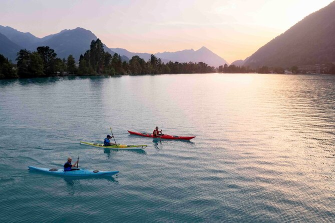 Kayak Tour of the Turquoise Lake Brienz - Morning vs evening: when the lake calms for better photos
