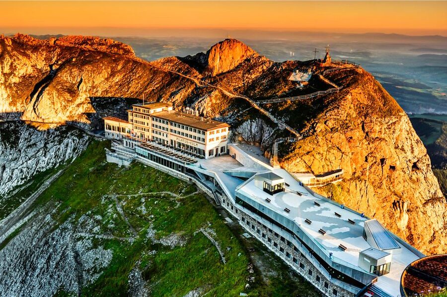 Kriens: Mt. Pilatus by Panoramic Gondola and Aerial Cableway - How Long to Spend at the Summit (So You Do Not Feel Rushed)
