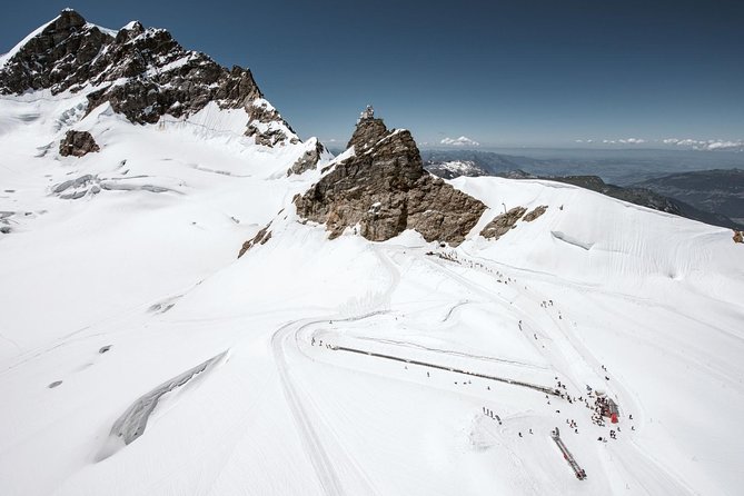 (KTG364) - Small group tour to Jungfrau & Interlaken from Geneva - Interlaken in 40 minutes: how to make the most without rushing