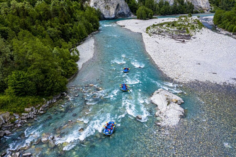 Laax, Flims, Ilanz: Vorderrhein Rafting (half day) - The guide vibe: instruction with humor, not lectures