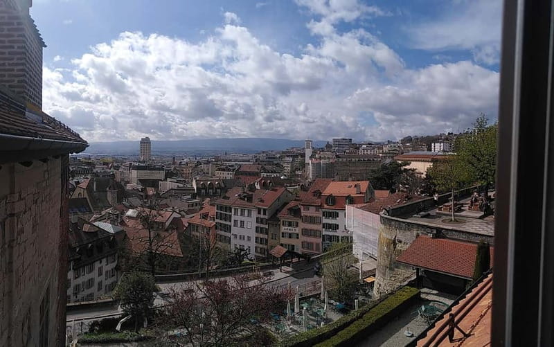 Lausanne: Cultural and Historical Guided Walking Tour - Place de la Riponne: a square that tells you how the city moves
