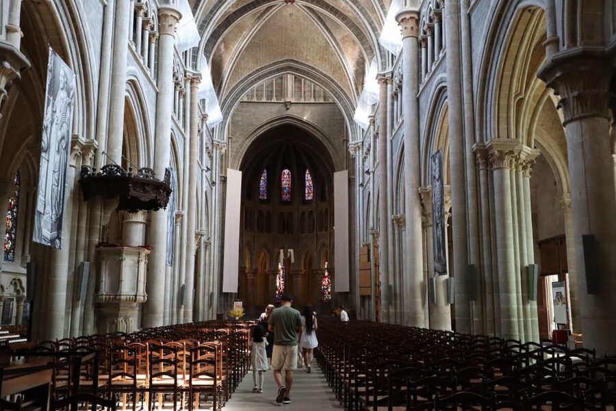 Lausanne: Express Walk with a Local in 60 minutes - What You’ll Actually Do With Your Local Guide