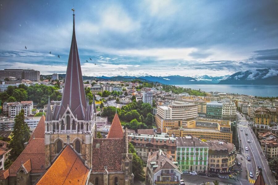 Lausanne: Private custom tour with a local guide - Old Town Streets, Photo Stops, and the Stories Behind the City