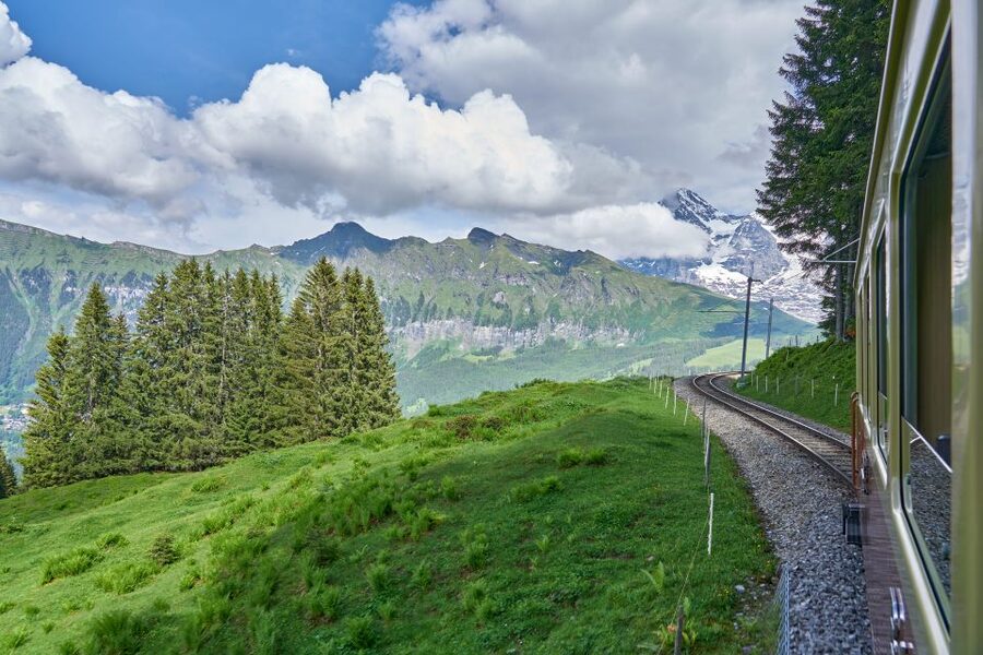 Lauterbrunnen and Mürren Small Group Day Trip - Staubbach Falls viewing: how to get the most out of your stop