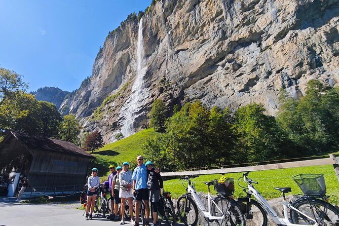 Lauterbrunnen Valley Waterfalls E-bike Tour with Swiss Picnic - Key highlights worth planning around