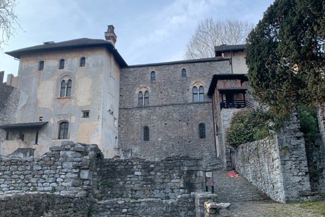 Locarno Scavenger Hunt and Sights Self-Guided Tour - Questions and photo tasks: the best mix for adults