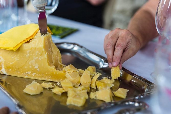 Lucerne CH Experience: Cheese, Chocolate, Chapel Bridge & Château - The Water Tower Stop: Lucerne’s River Details