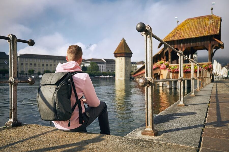 Lucerne: Express Walk with a Local in 60 minutes - Landungsbrücke 1 and Torbogen Luzern: where Lucerne feels like a real city