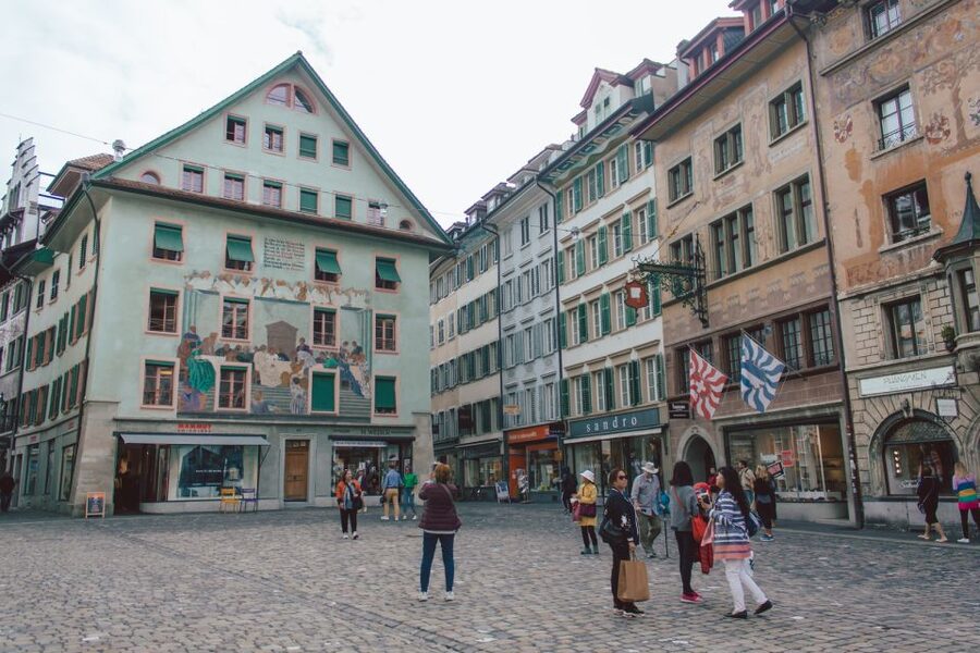 Lucerne: Guided Walking Tour with an Official Guide - Museggmauer, Spreuer Bridge, and what is left for your self-guided follow-up