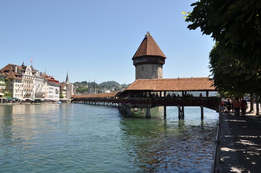 Lucerne: Guided Walking Tour with an Official Guide - Culture and Congress Centre: seeing modern Lucerne without losing the thread