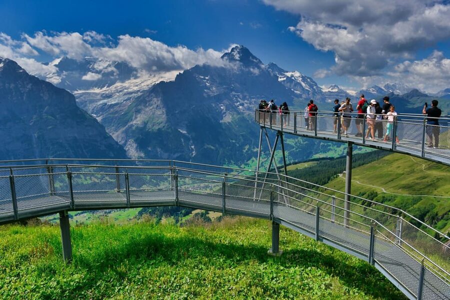 Lucerne: Interlaken & Grindelwald Exclusive Private Day Tour - Optional Cable Cars or Scenic Trains, How to Decide