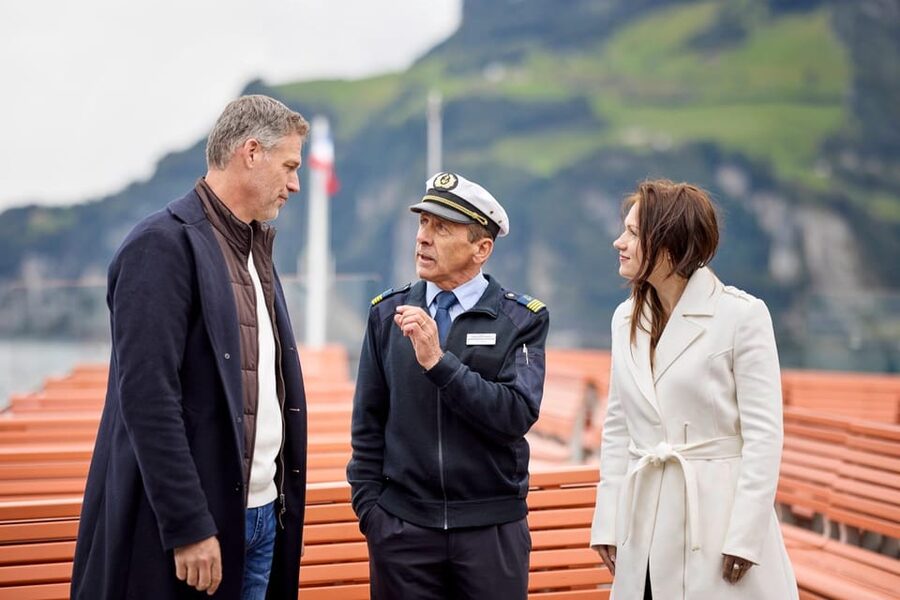 Lucerne: Legends of Lake Lucerne - Steamboat Experience - Behind the scenes: the captain, the crew, and how the ship works