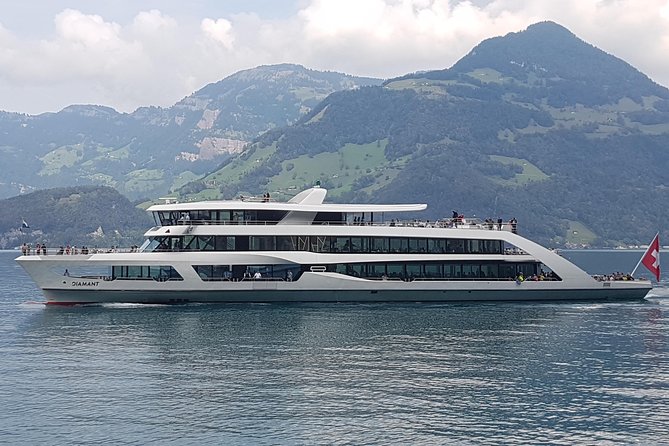 Lucerne Private City Walk and Lake Cruise Day Trip from Zürich - Lake Lucerne cruise: one hour to breathe, with an audio guide