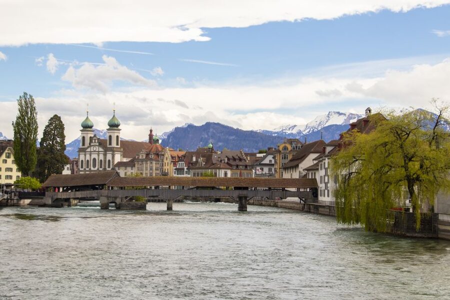 Lucerne: Private Exclusive History Tour with a Local - Chapel Bridge (Kapellbrücke): the city’s history you can walk onto