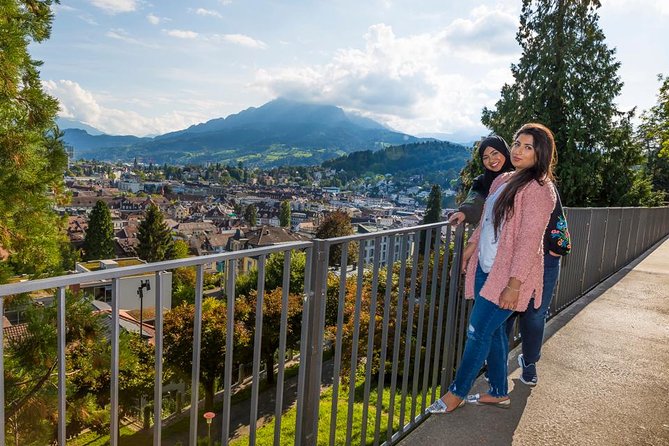 Lucerne Private Walking Tour with a castle visit! - Meeting at Torbogen Luzern Bahnhofpl, and why the start point matters