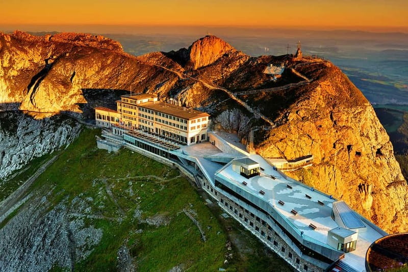 Lucerne: Small group tour to Mount Pilatus, Ride the Dragon - Getting started in Lucerne: the meeting point that actually helps