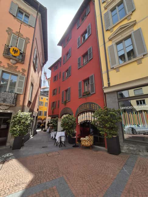 Lugano: 2h Private walking tour "Splendid Lugano Tour" - The English guide and customization: what “private” really changes