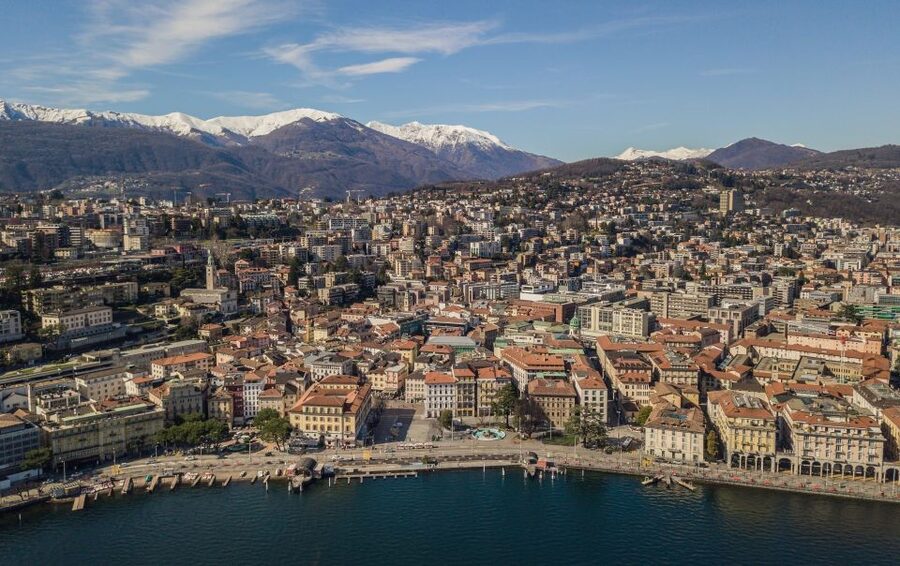 Lugano: Express Walk with a Local in 60 minutes - Parco Ciani finish: the lake-side reset after the streets