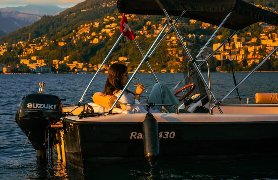 Lugano Lake: 2 hours Boat Rental - Price and Value for Groups Up to Five