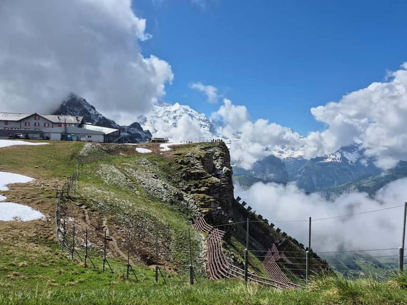 Männlichen: Cheese and Chocolate Tasting on Mountain Summit - Getting to the top: the Männlichen gondola start and the short hike