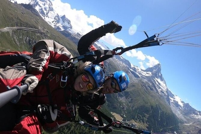 Matterhorn Paragliding flight in Zermatt (20-25min) - Equipment, Photos, and How to Get the Media You Want
