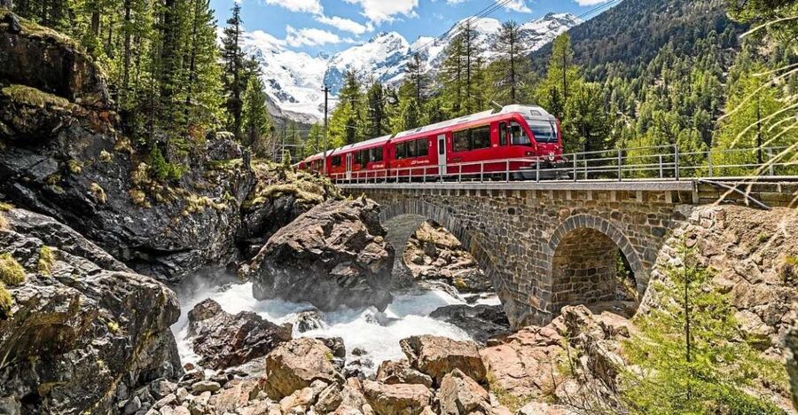 Milan to St. Moritz: Scenic Bernina Train Tour with Guide - Morteratsch Glacier and Diavolezza pass-by moments that make the Alps feel close