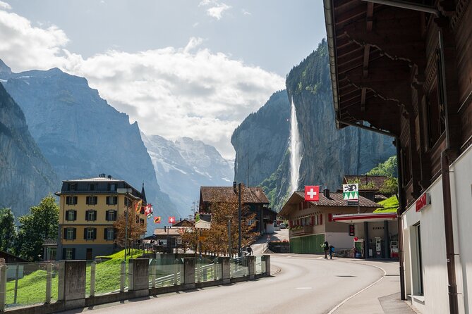 Mountain Majesty: Small Group Tour to Lauterbrunnen and Mürren - Price and value: is $350.41 per person worth it