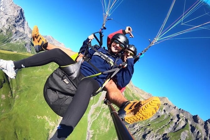 Mürren Lauterbrunnen: Paragliding Panorama Tandem Flights - Weather reality: clouds, wind, and possible schedule changes