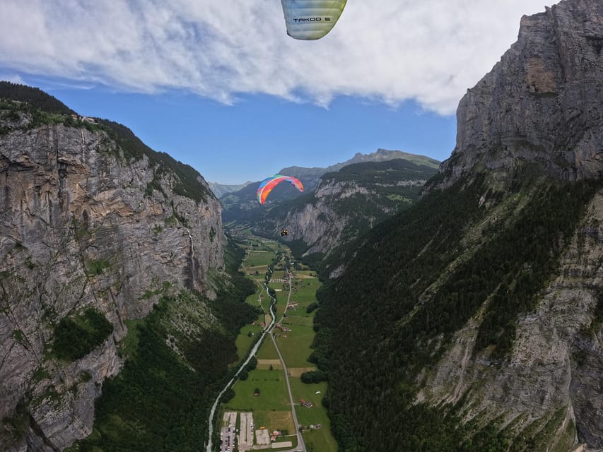 Mürren: Paragliding over Lauterbrunnen Cliffs and Waterfalls - What to bring so wind does not ruin your day
