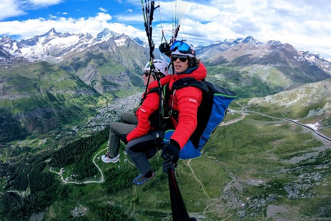Paragliding mountain flight - What You’ll See Over Zermatt and the Matterhorn Angle That Surprises People