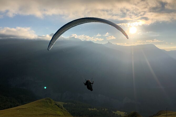 Paragliding Tandem in Switzerland - What to pack for a comfortable day in Switzerland mountains