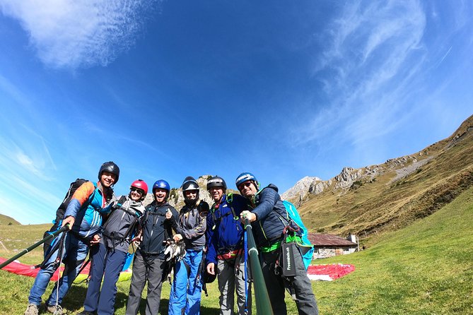Paragliding Tandemflight Lucerne - Engelberg - Your Morning Plan: Meeting, Driving to Weather, Cable Car, and a Short Hike